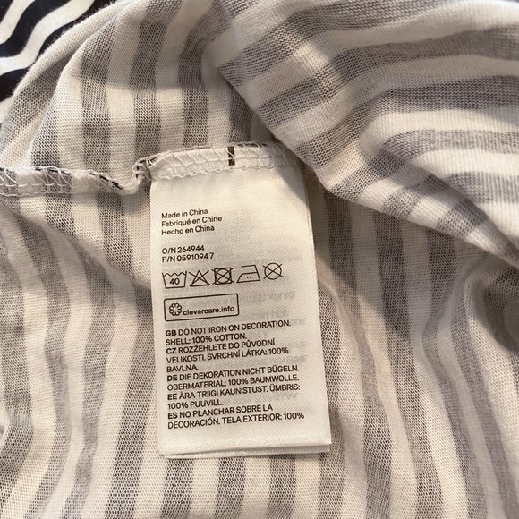 H&M cropped tee - Picture 5 of 8